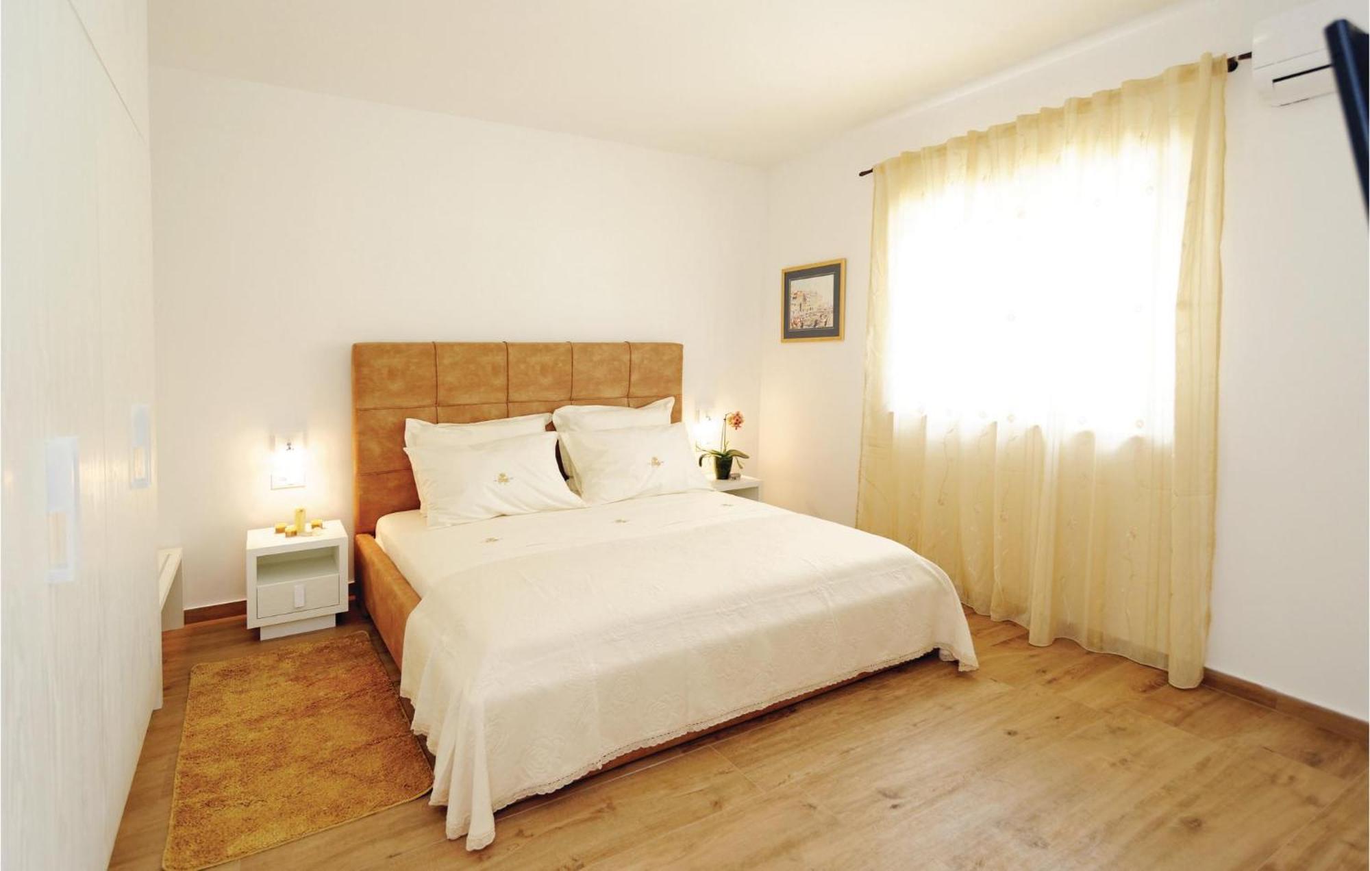 Lovely Home In Sibenik With Wifi Exterior photo